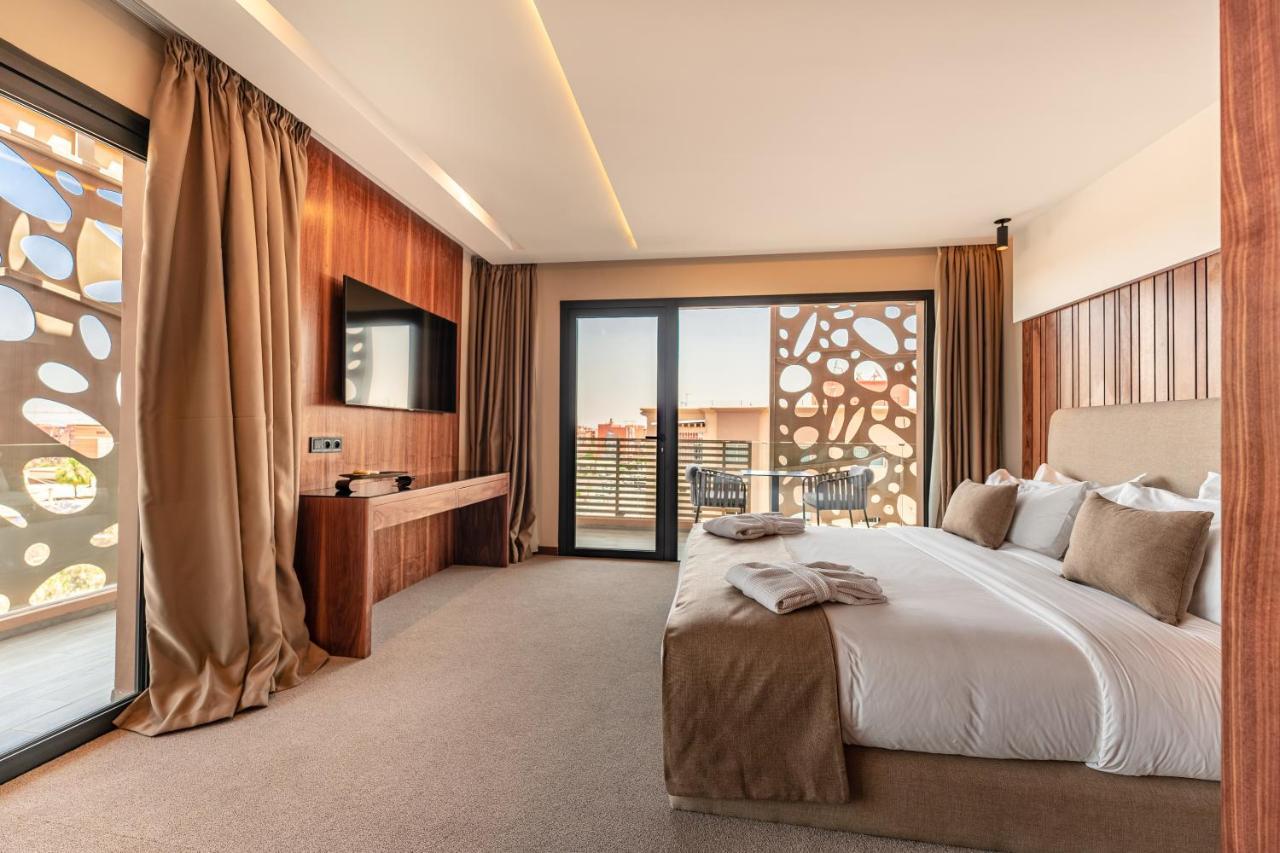 Longue Vie Hotel 4*