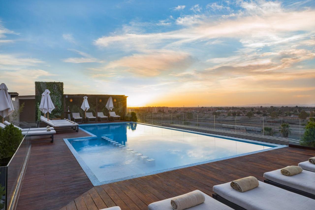 Hotel Longue Vie 4*